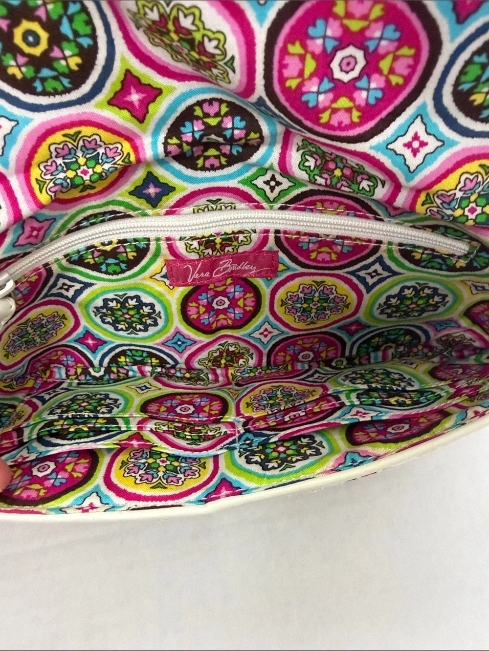 Vera Bradley Paisley Floral Trifold Wallet Wristlet White Pink OS